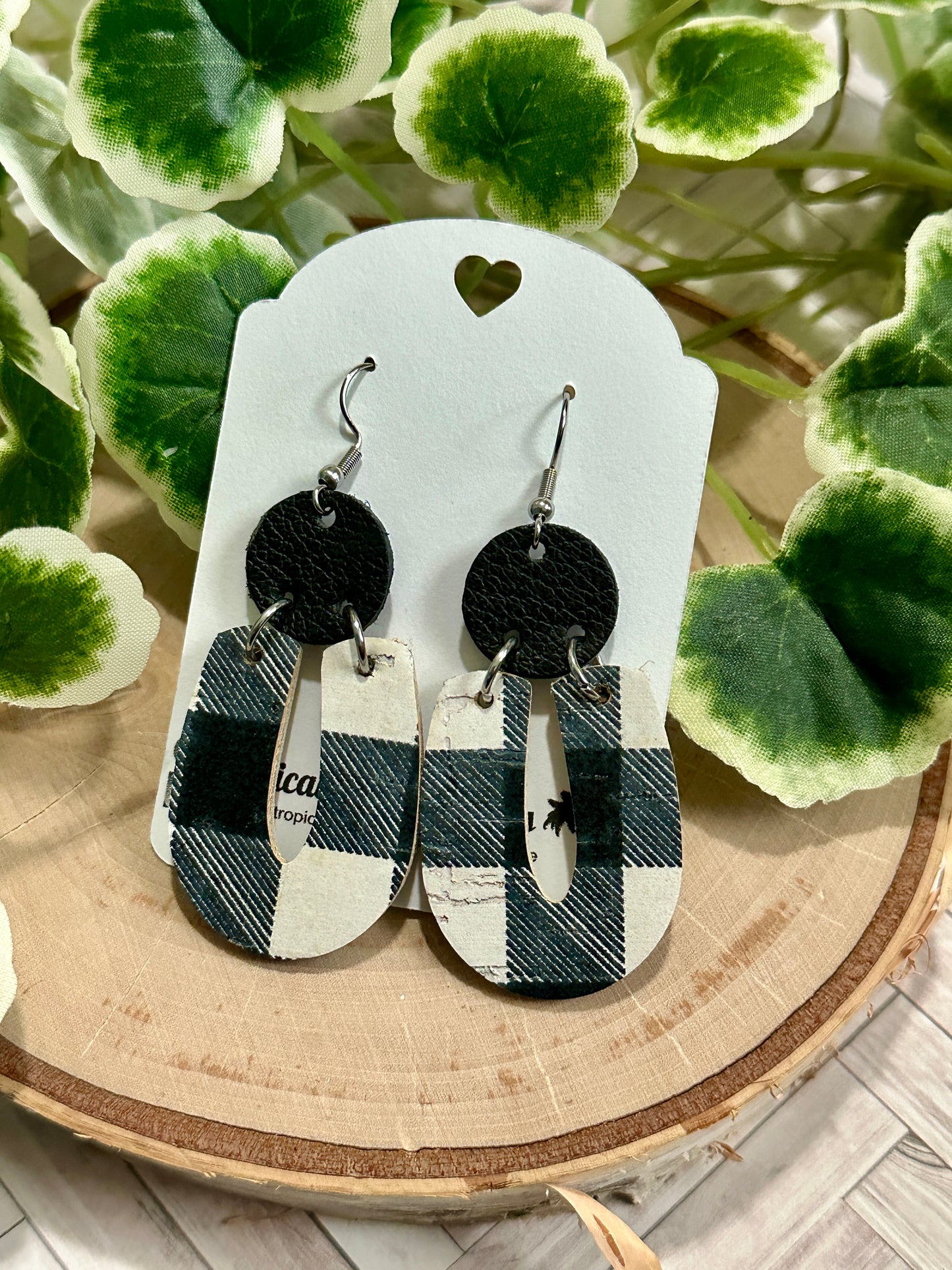 "U" Earrings - Black/White Plaid
