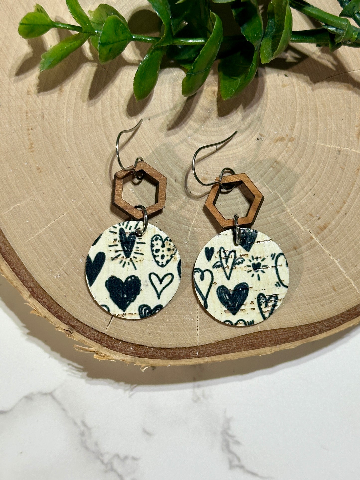 Circle/Connector Earrings - Scribble Black Hearts