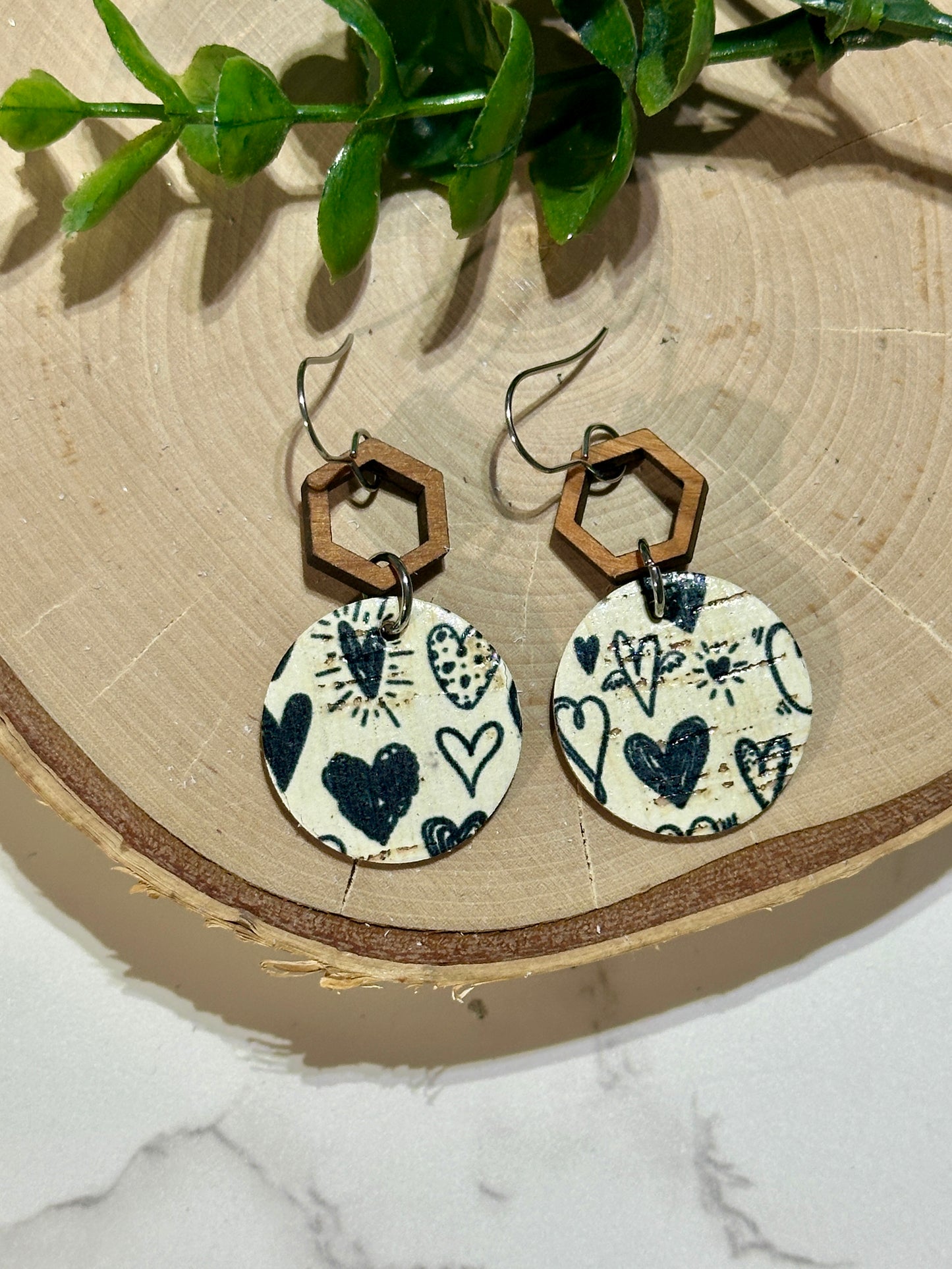 Circle/Connector Earrings - Scribble Black Hearts