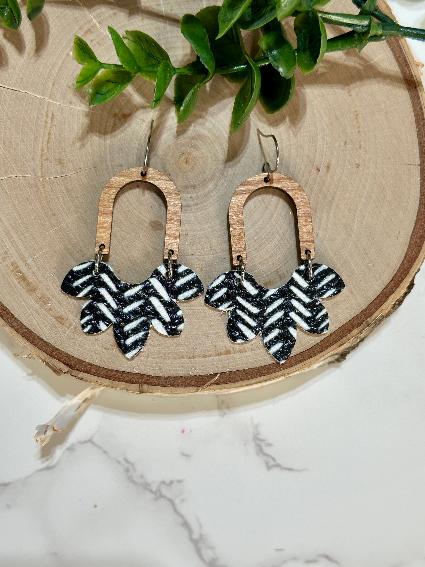 Half Flower/Arch Earrings - White Arrows on Black
