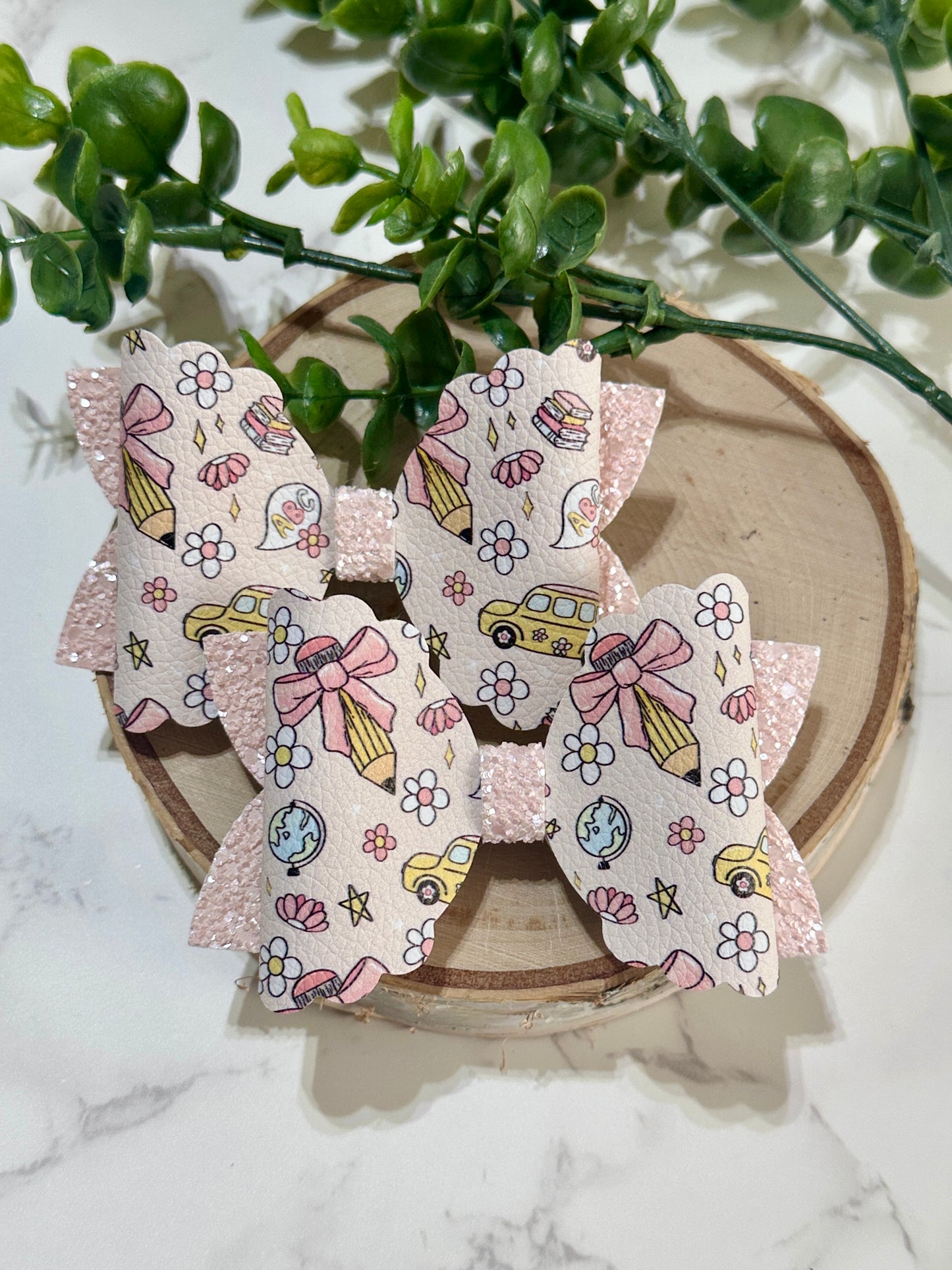 Back to School Bow - Bow Pencil/Bus