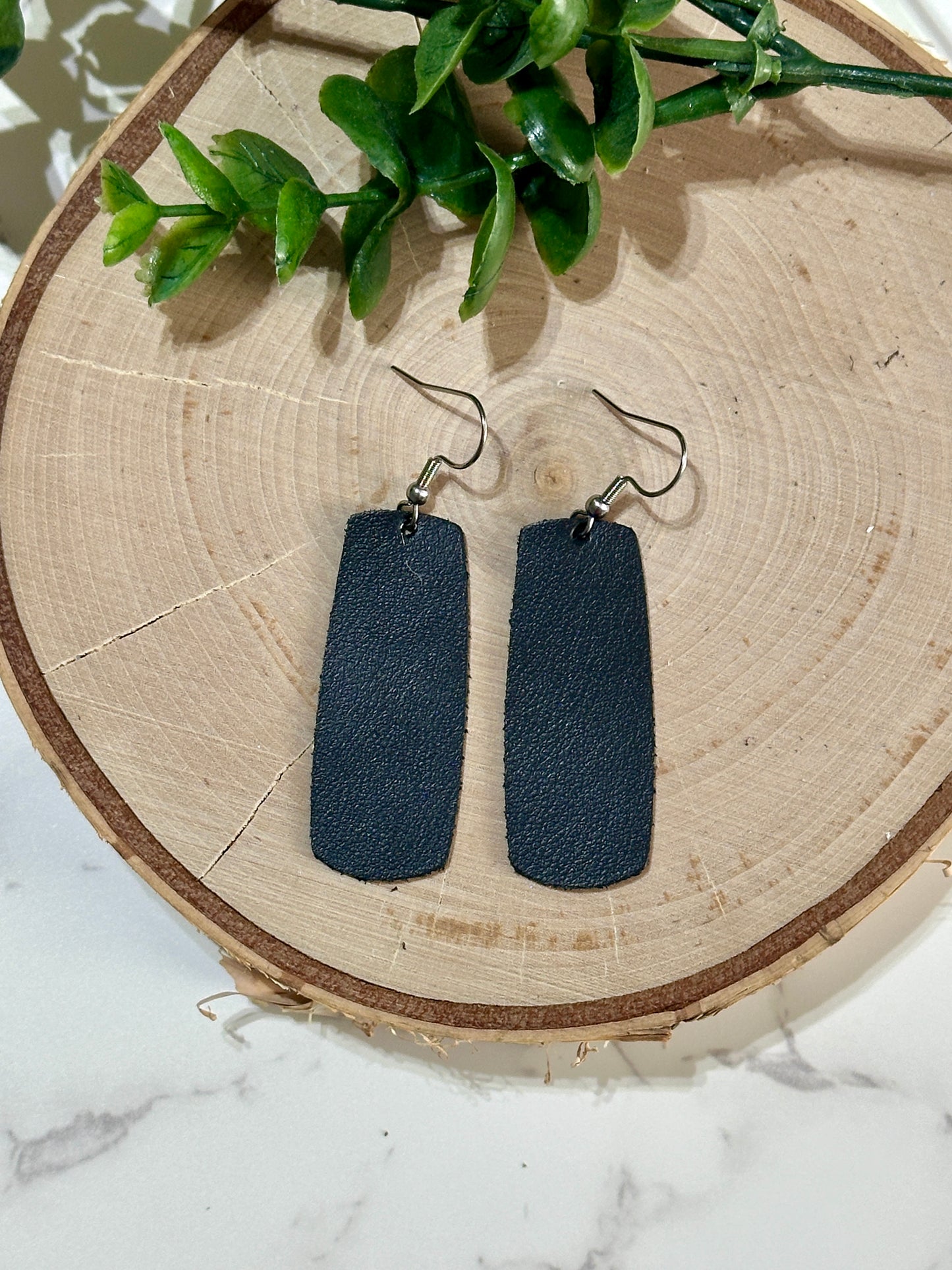 Small Bar Earrings - Black