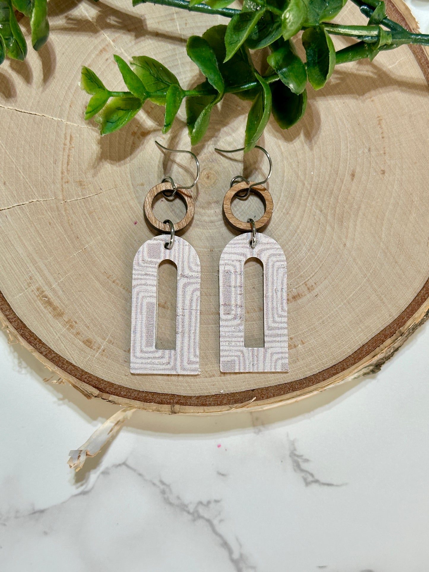 Open Arch-Connector Earrings - Geometric Taupe