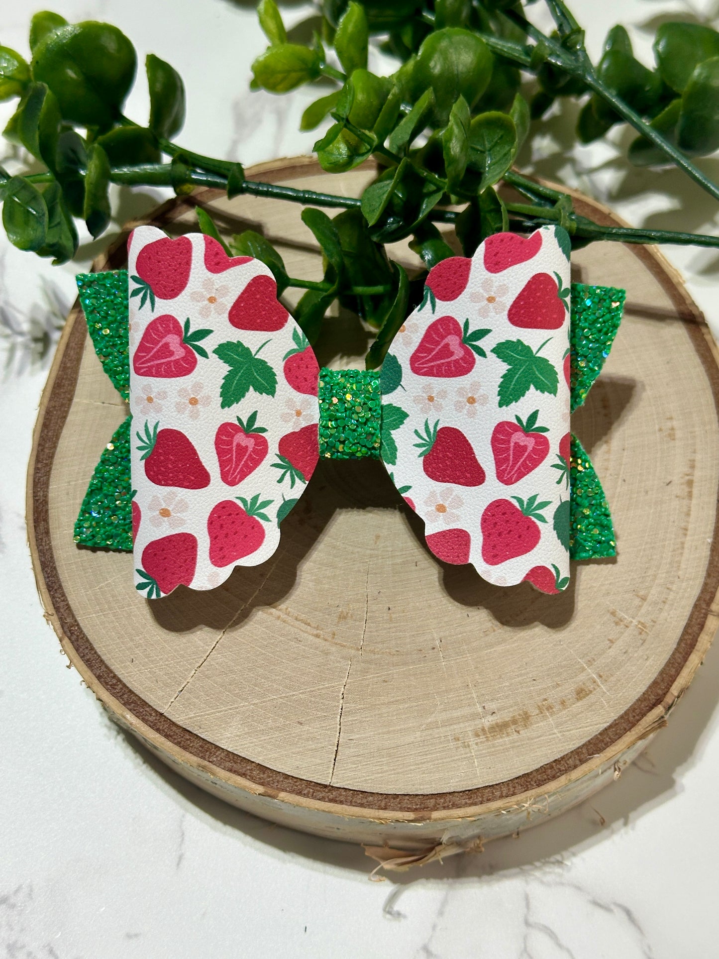 Strawberries on Green Glitter Hairbow