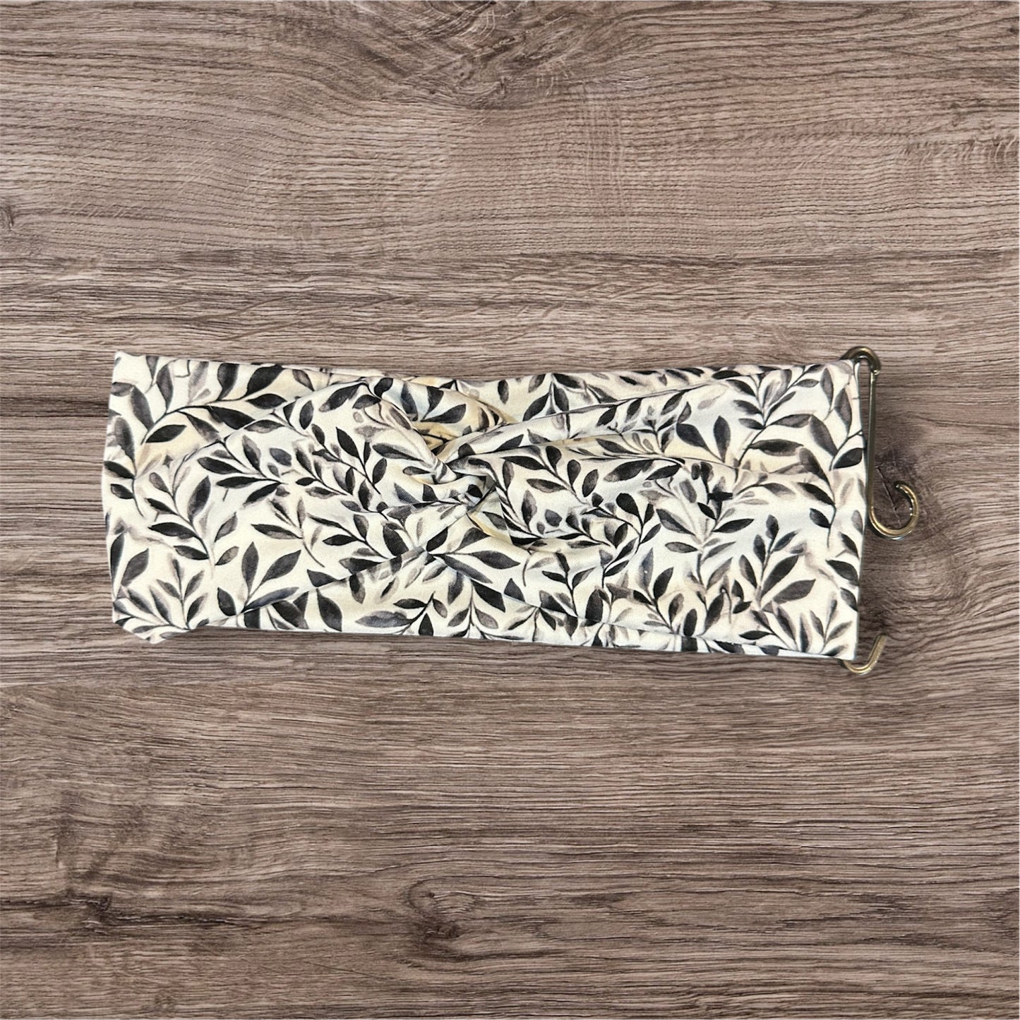 Black Leaves Twist Headband