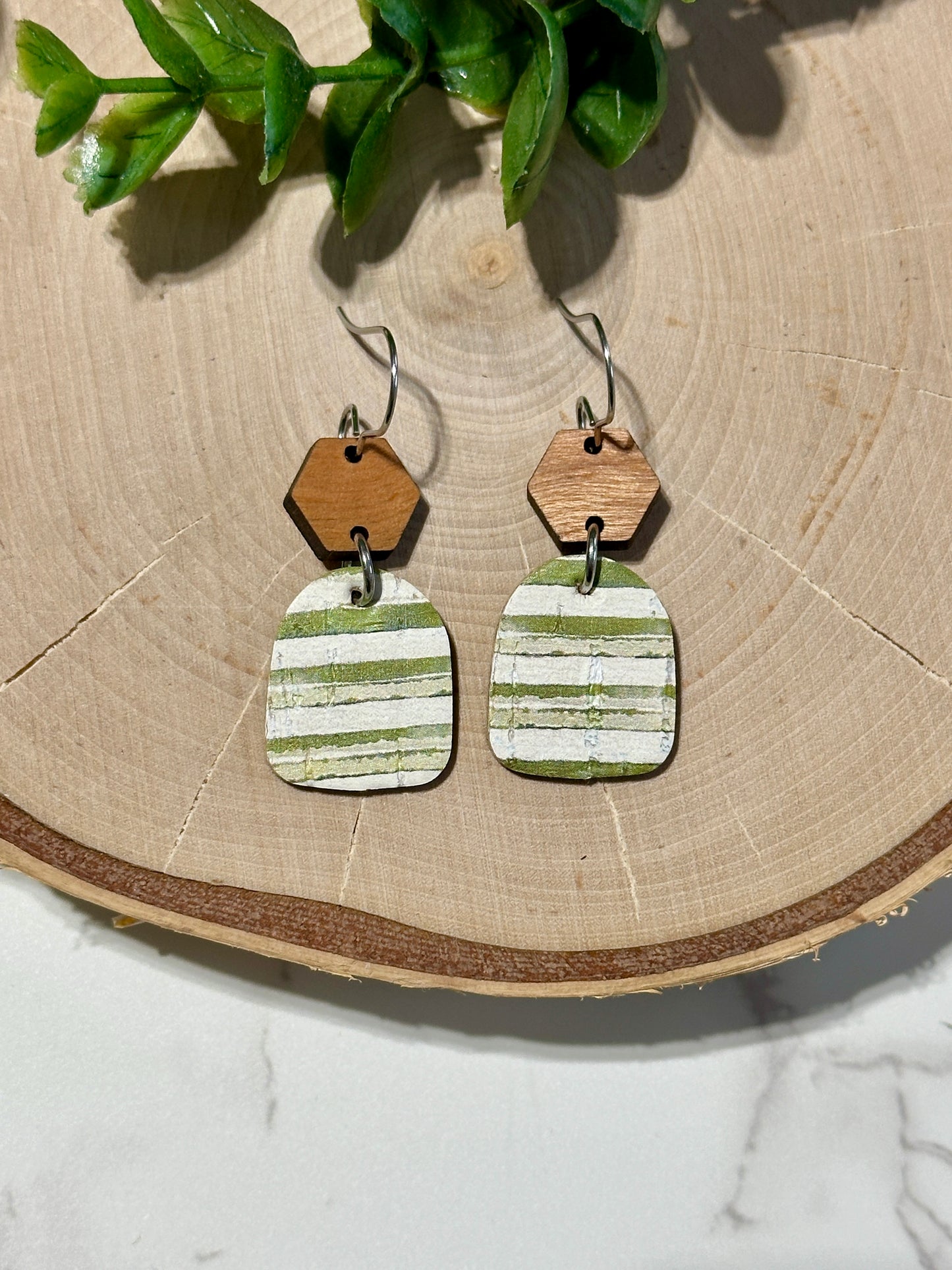 Mini Closed Arch/Circle Earrings - Distressed Green Dashes