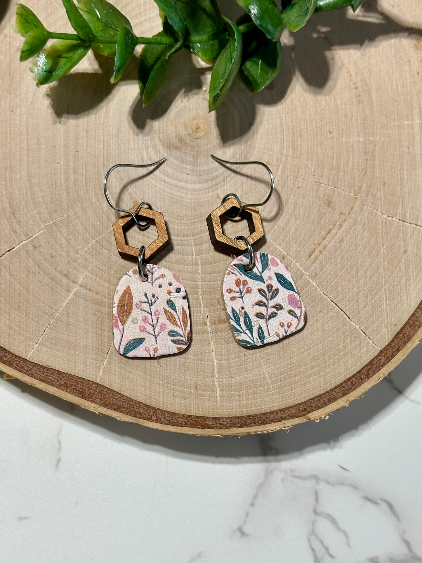 Mini Closed Arch/Hexagon Earrings - Pink Botanical