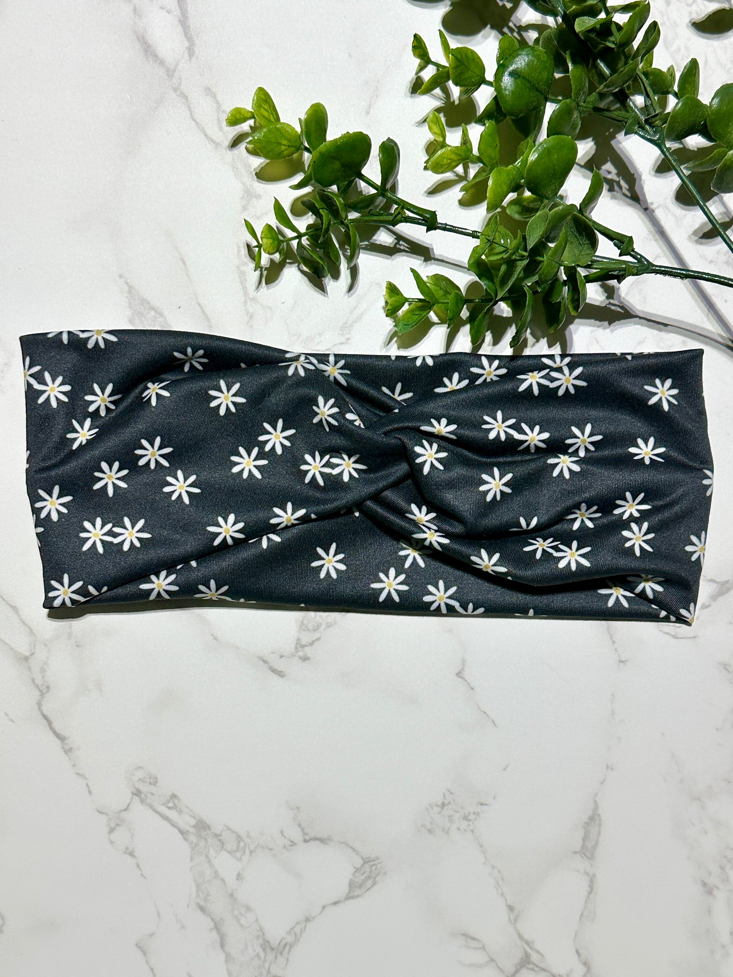 White Daisies on Black Twist Hesdband