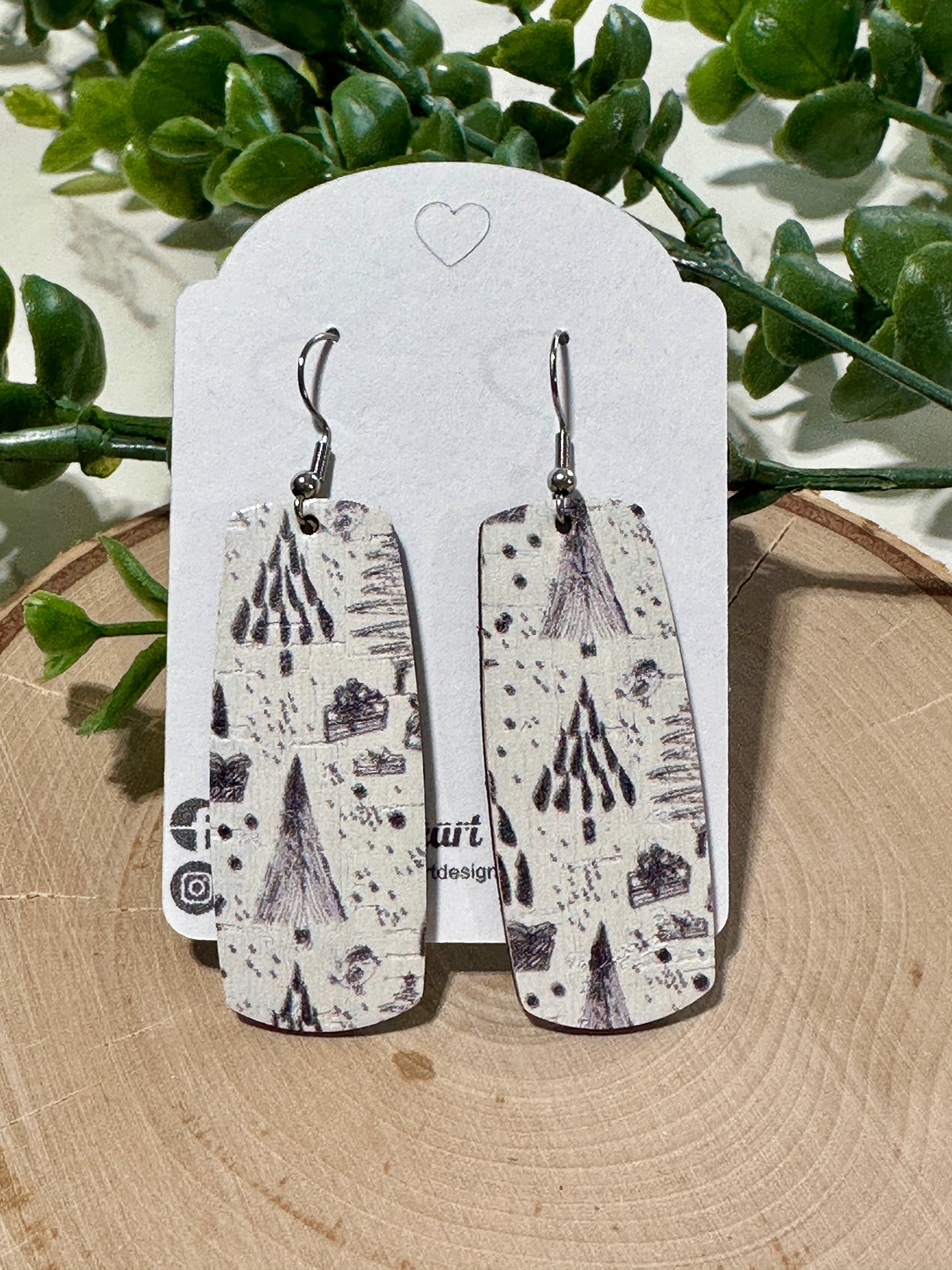 Bar Earrings - Black/White Trees