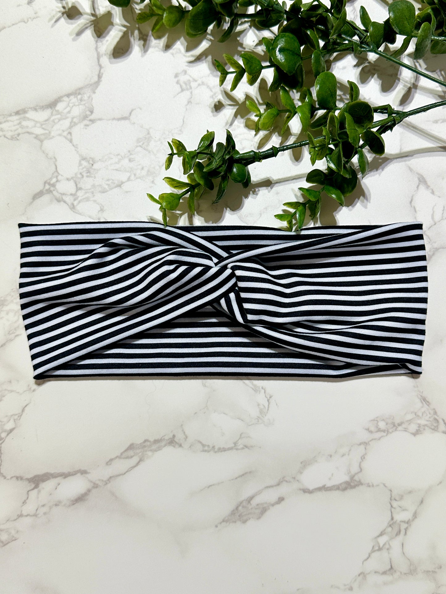 Black/White Stripes Twist Headband