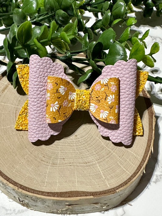 Floating Daisies Hair bow