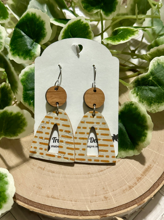Open Rainbow Earrings - Mustard Dashes