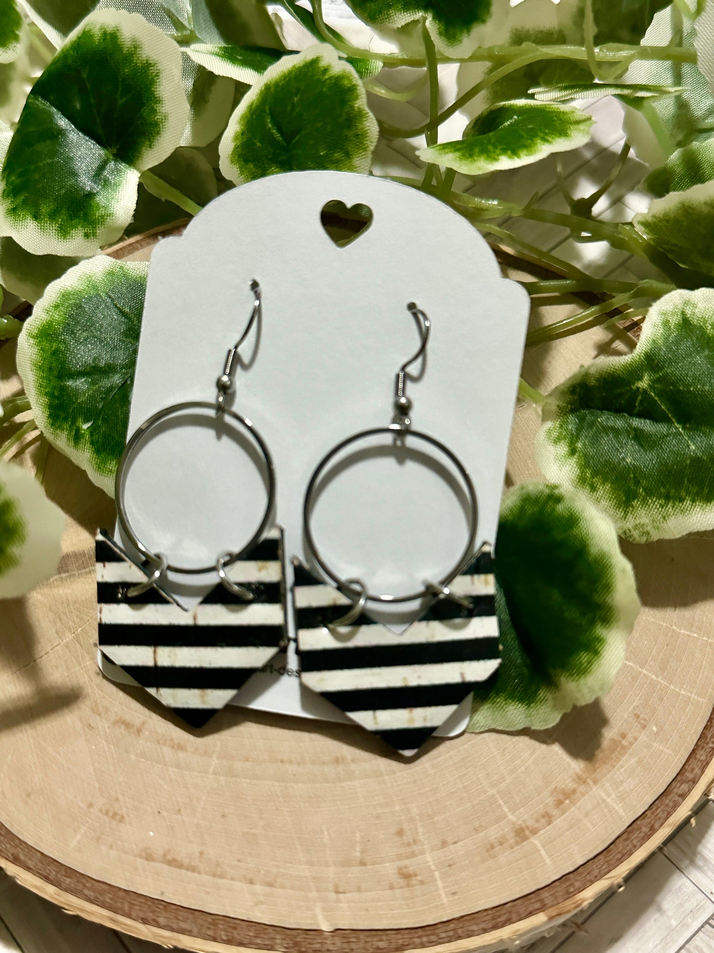 Chevron/Circle Earrings - Black/White Stripes