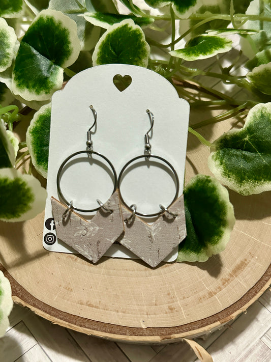 Chevron/Circle Earrings - Taupe Leaves