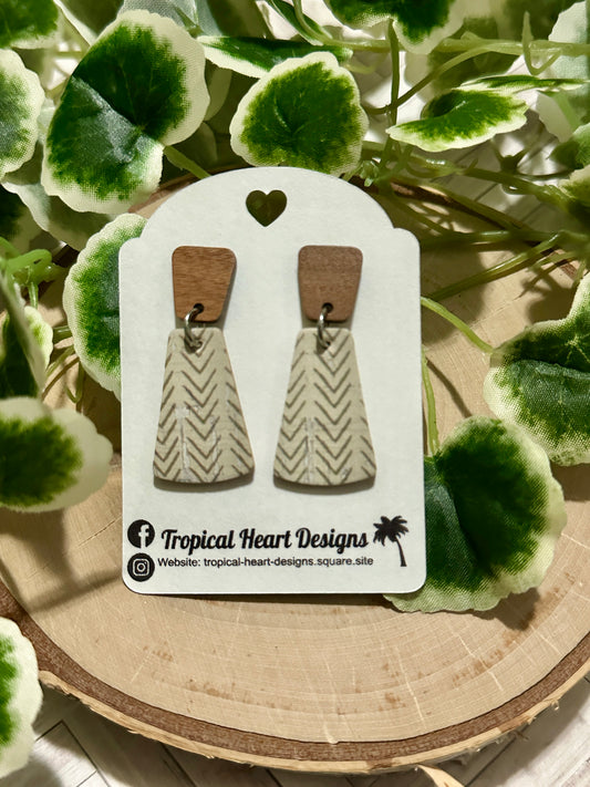 Mini Wedge/Connector Earrings - Green Arrows