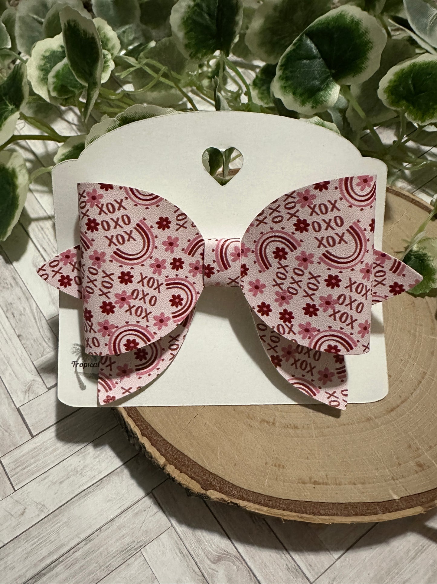 XOXO Hairbow