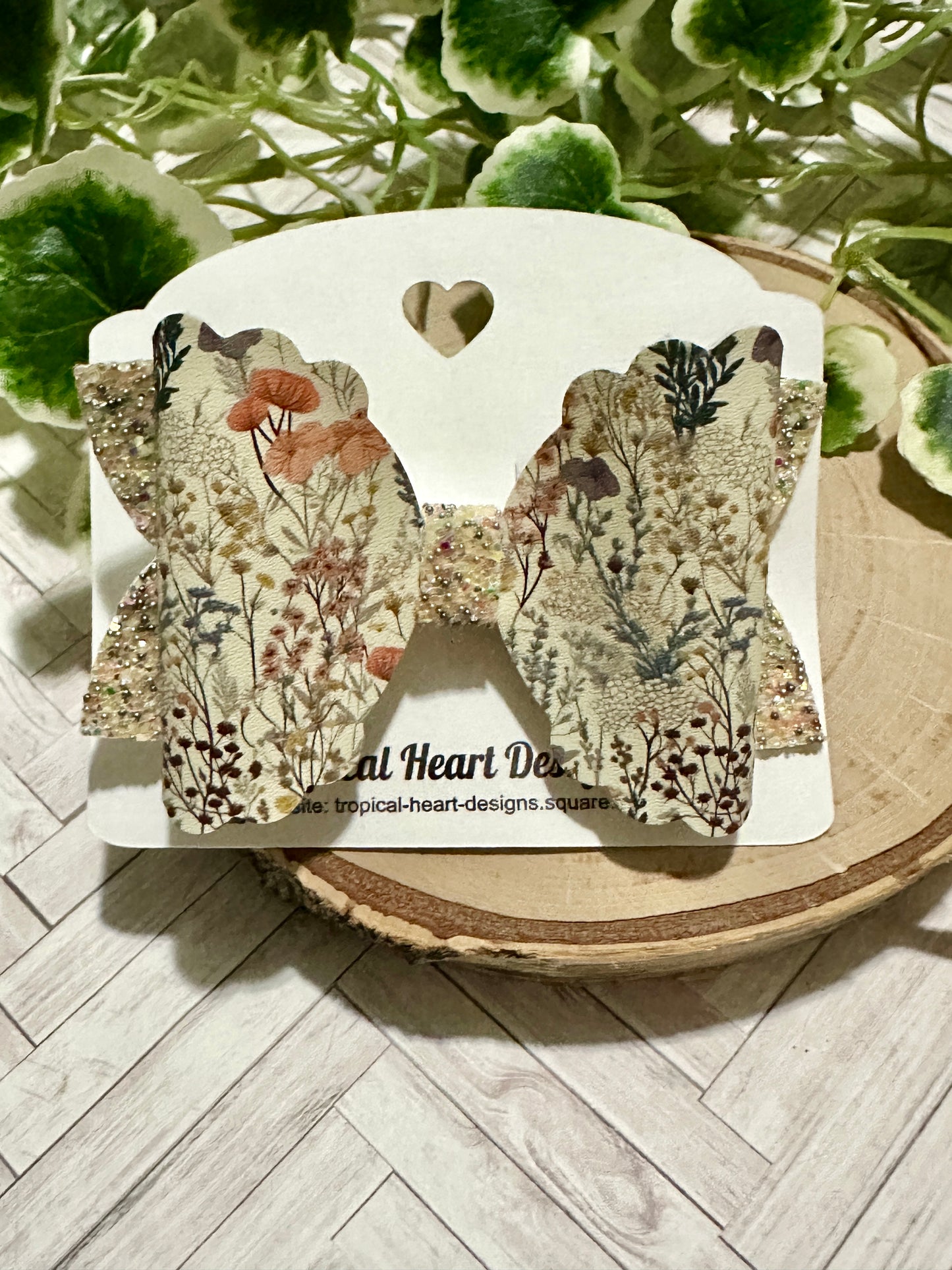 Elegant Boho Flowers Hairbow