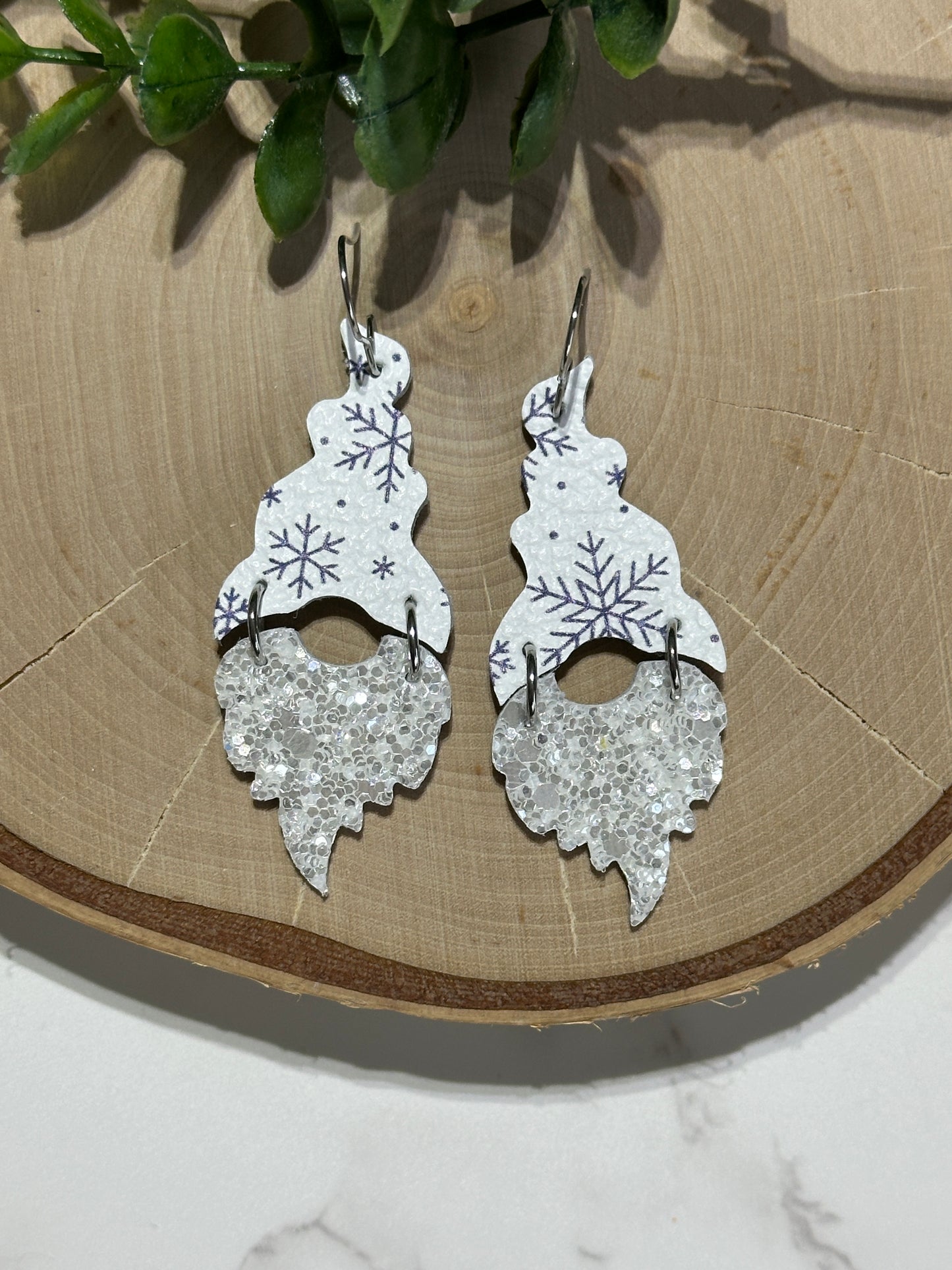 Gnome Christmas Earrings - Multiple Colors
