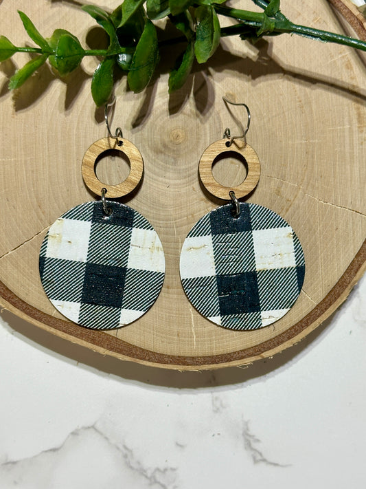 Circle/Connector Earrings - Black/White Plaid