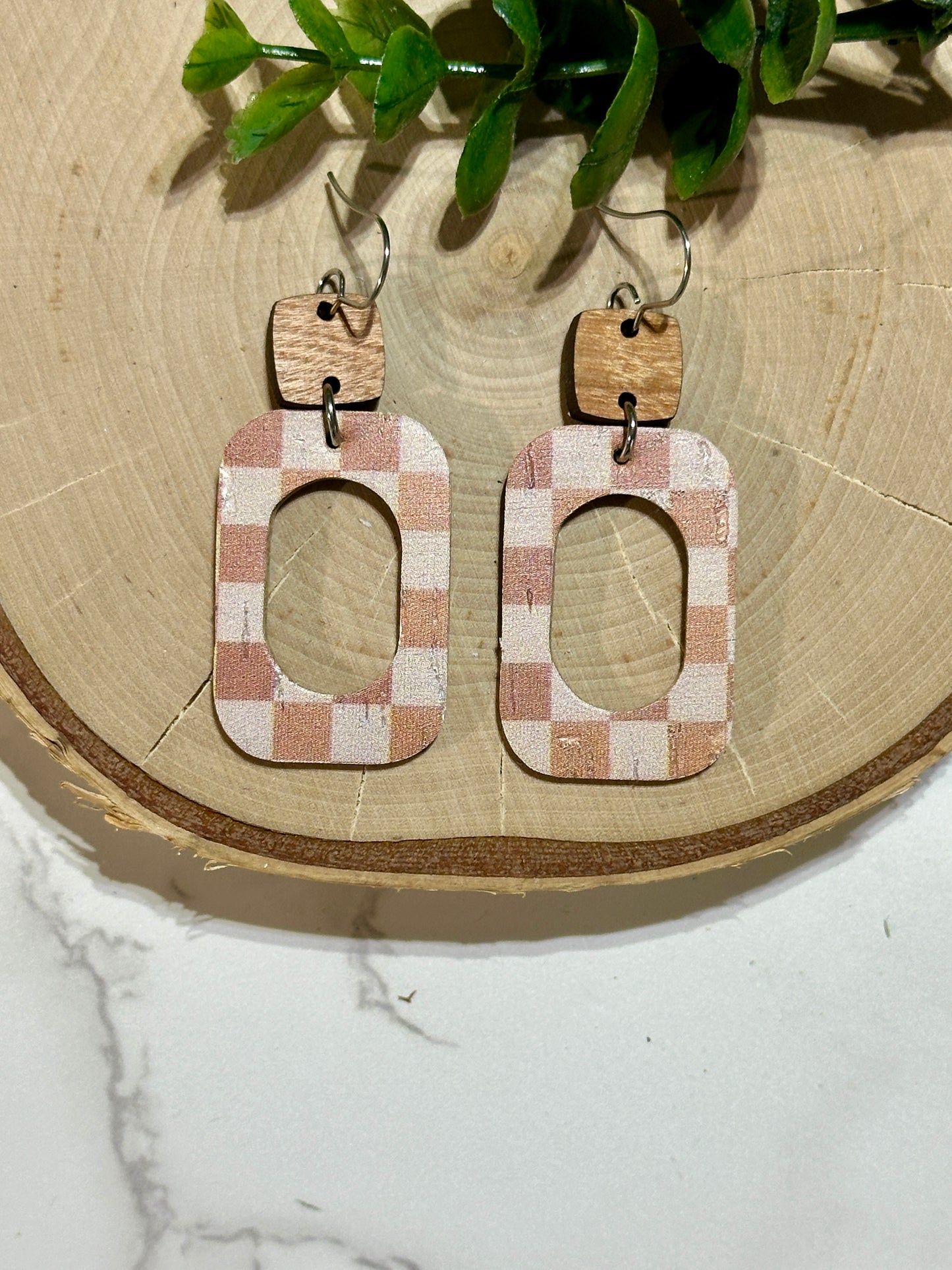 Open Rounded Rectangle Earrings - Rust Checkered