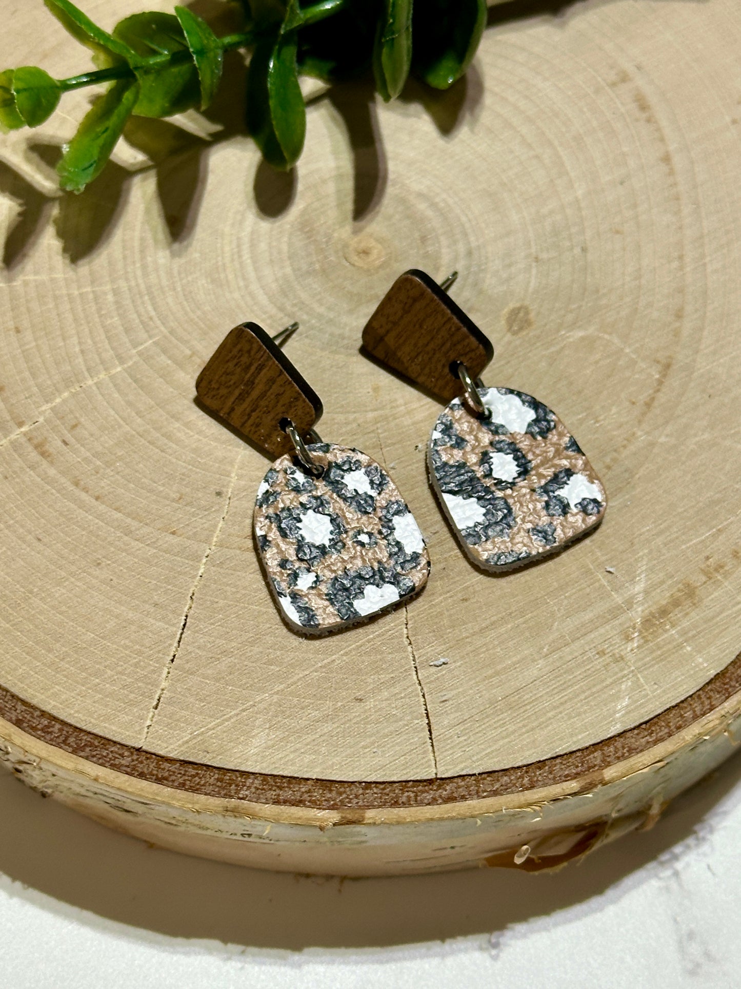 Mini Closed Arch/Connector Earrings - Brown Leopard