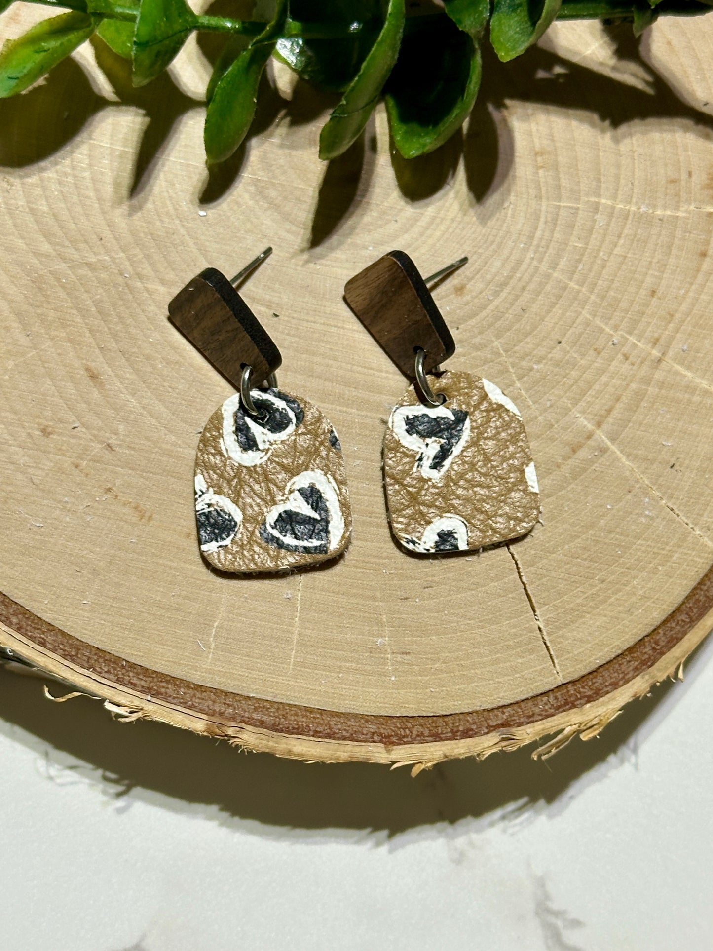 Mini Closed Arch/Connector Earrings - Black Hearts on Brown
