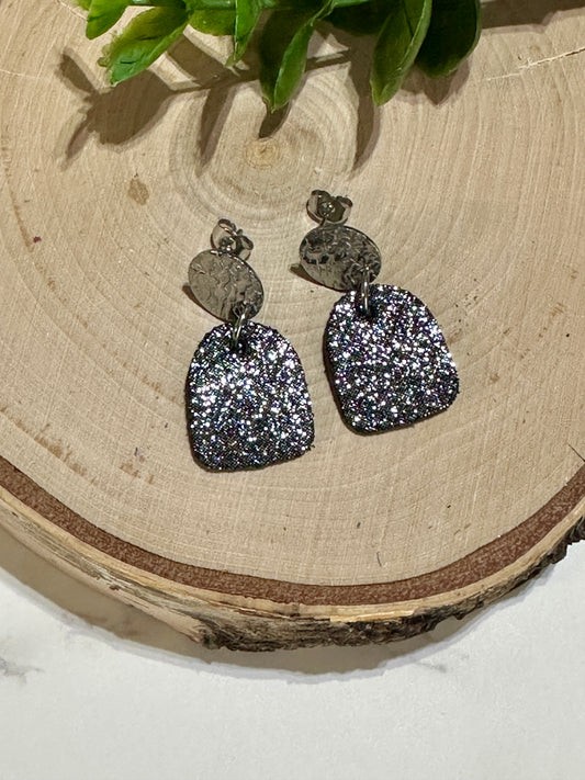 Mini Closed Arch Earrings - Black Sparkle