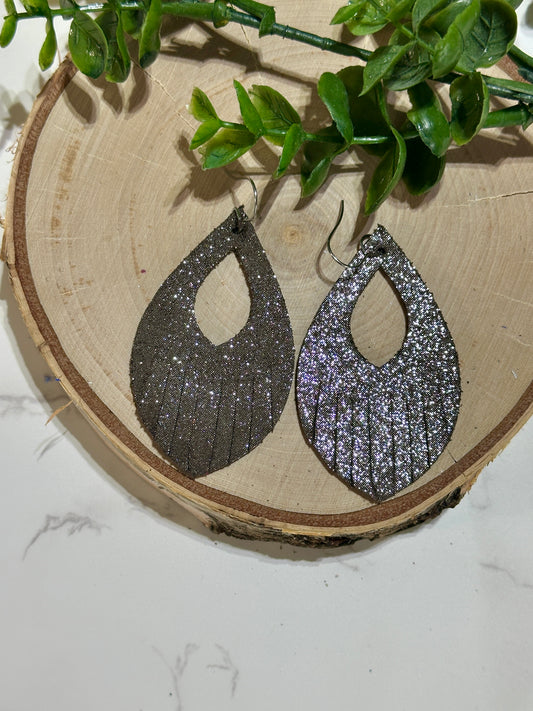 Open Pedal Fringe Earrings - Brown Sparkle