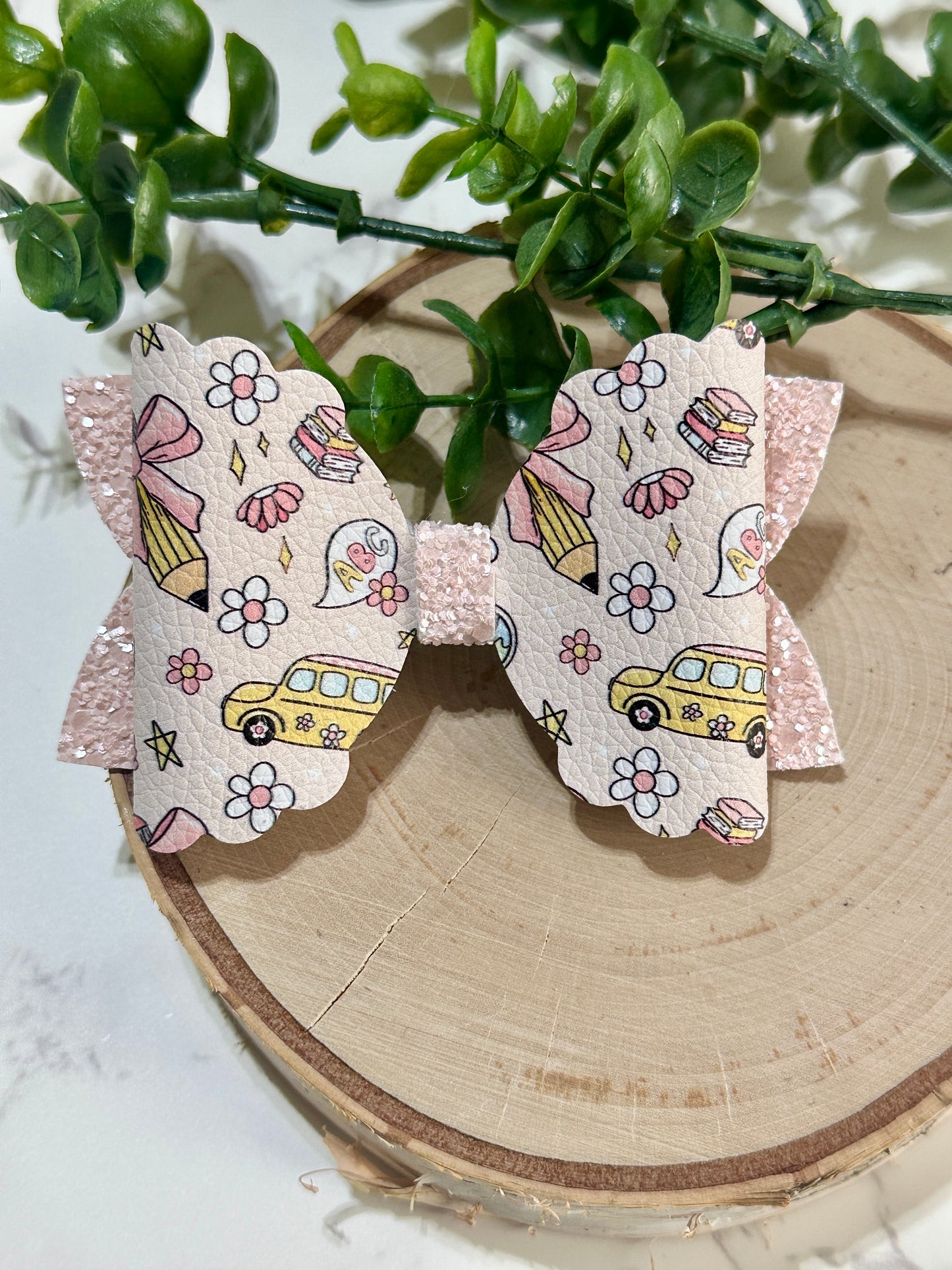 Back to School Bow - Bow Pencil/Bus