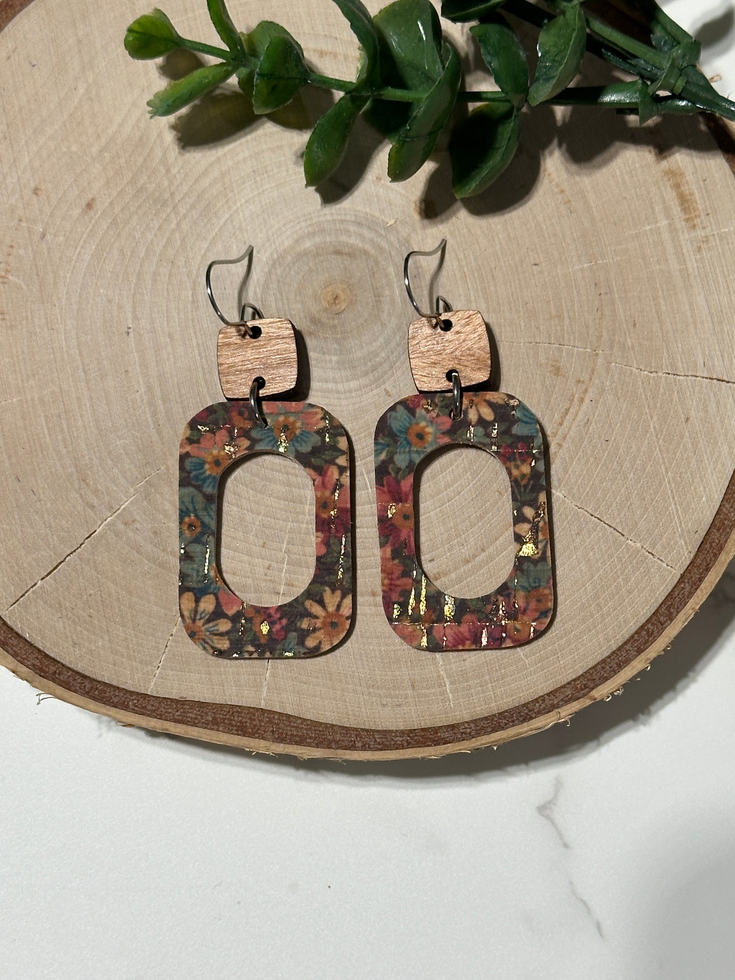 Open Rounded Rectangle/Connector Earrings - Autumn Flowers/Gold Specks