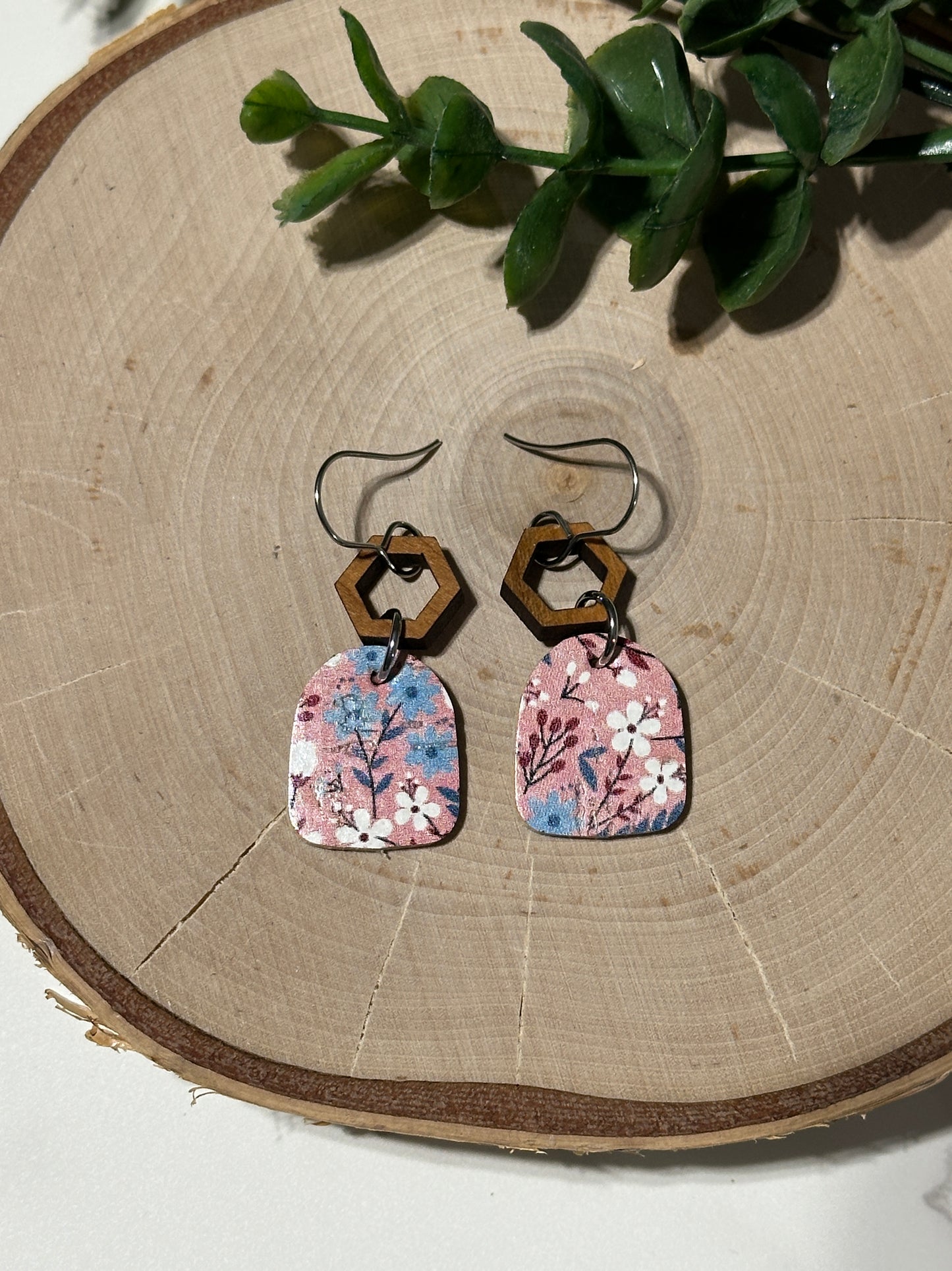 Mini Closed Arch/Connector Earrings - White/Blue Flowers on Pink