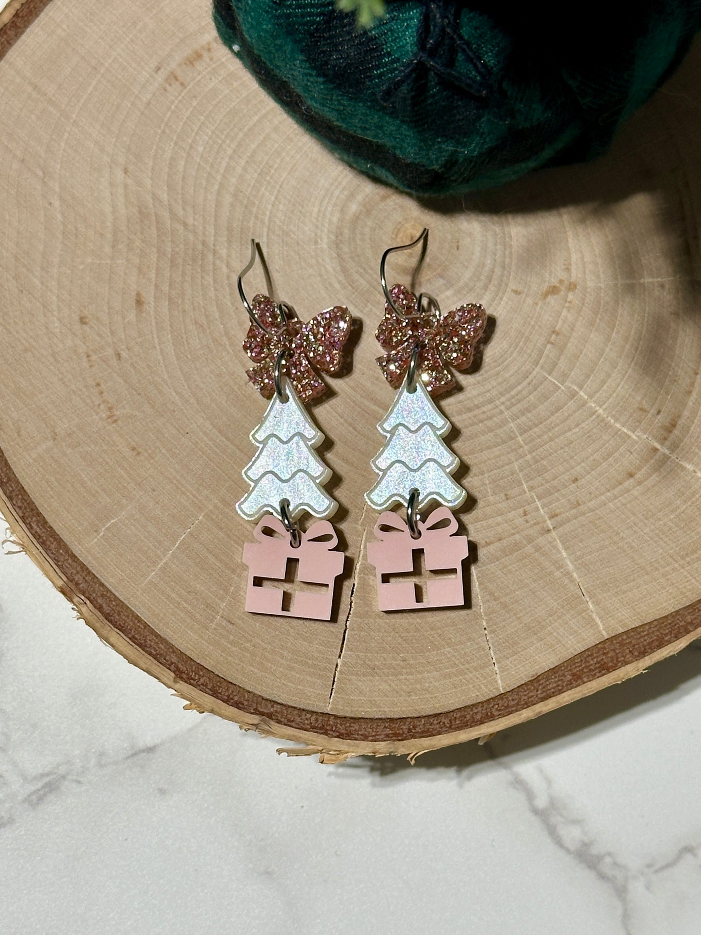 Triple Layer Earrings - Pearl/Rose Vintage Trees