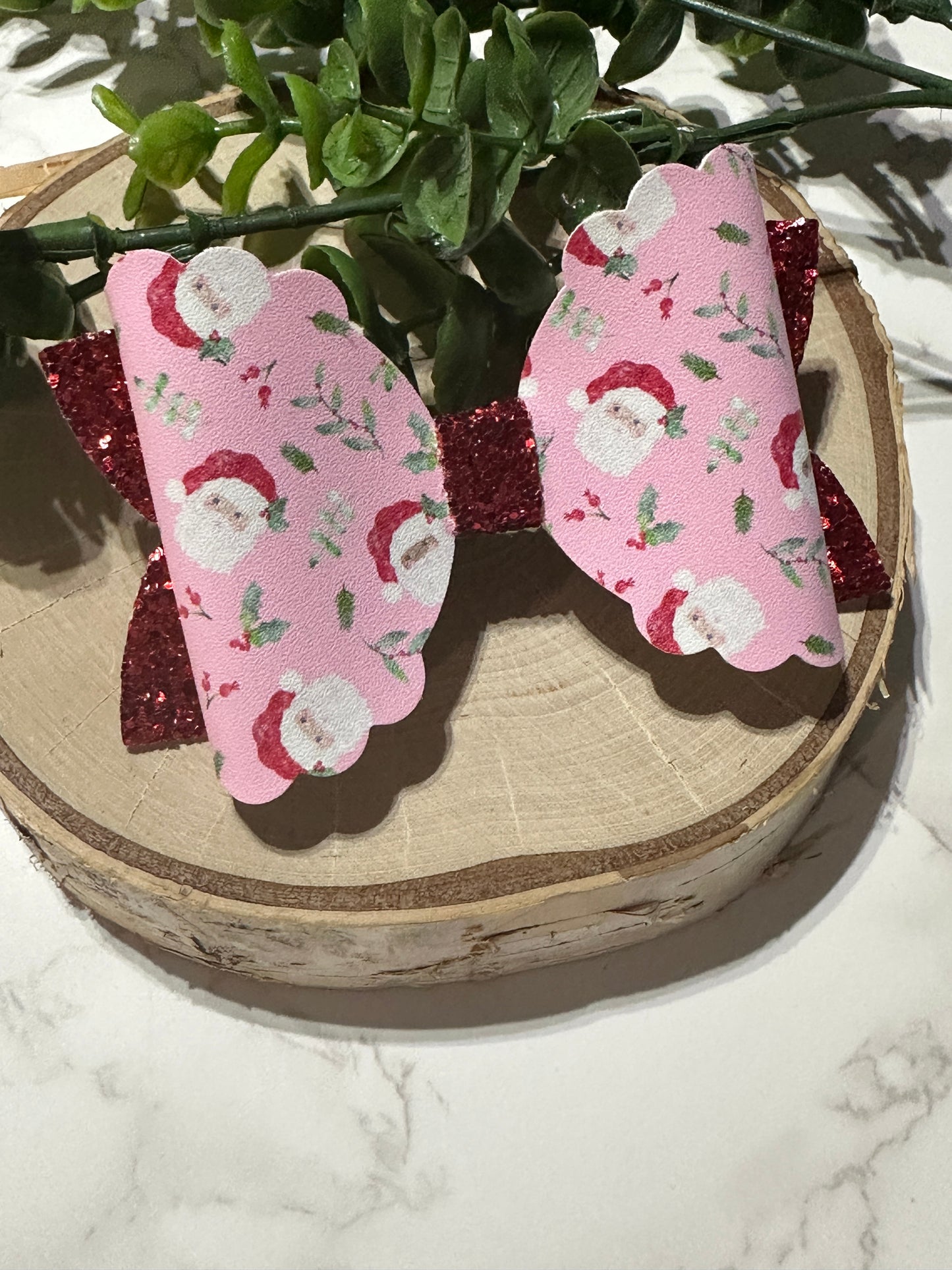 Santa Claus on Pink Hairbow