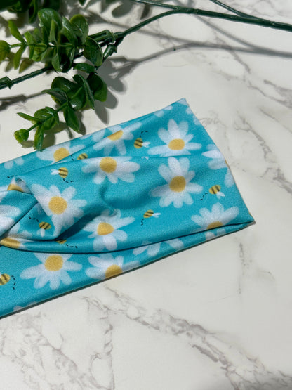 Daisies on Turquoise Twist Headband