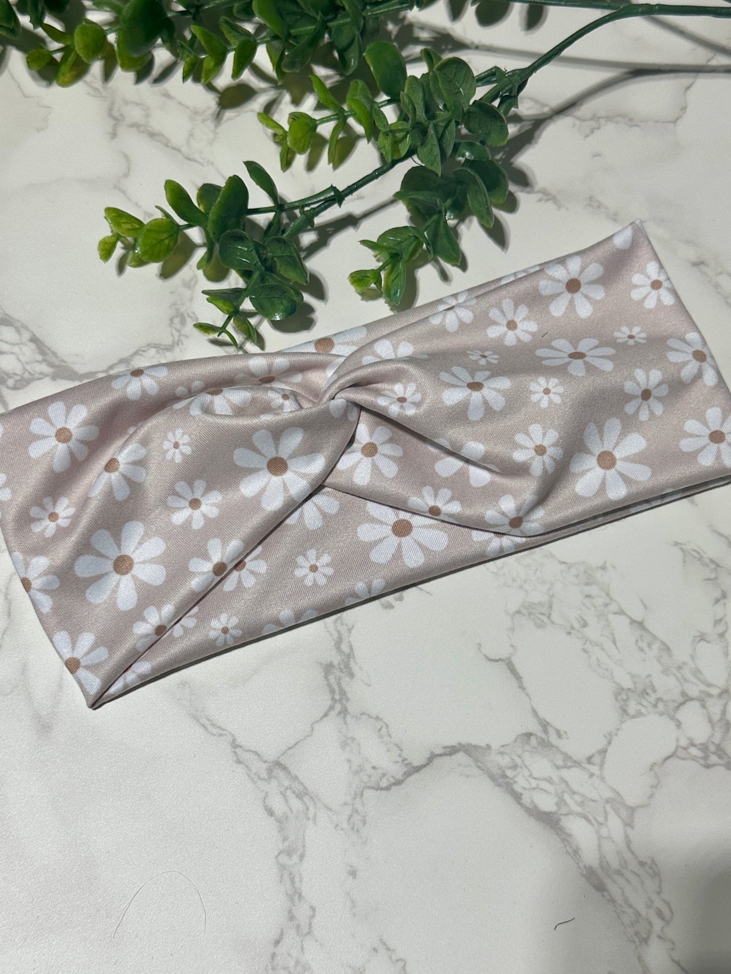 White Daisies on Light Taupe Twist Headband