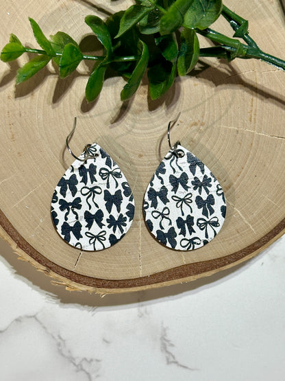 Small Teardrop Earrings - Black Coquette Bows