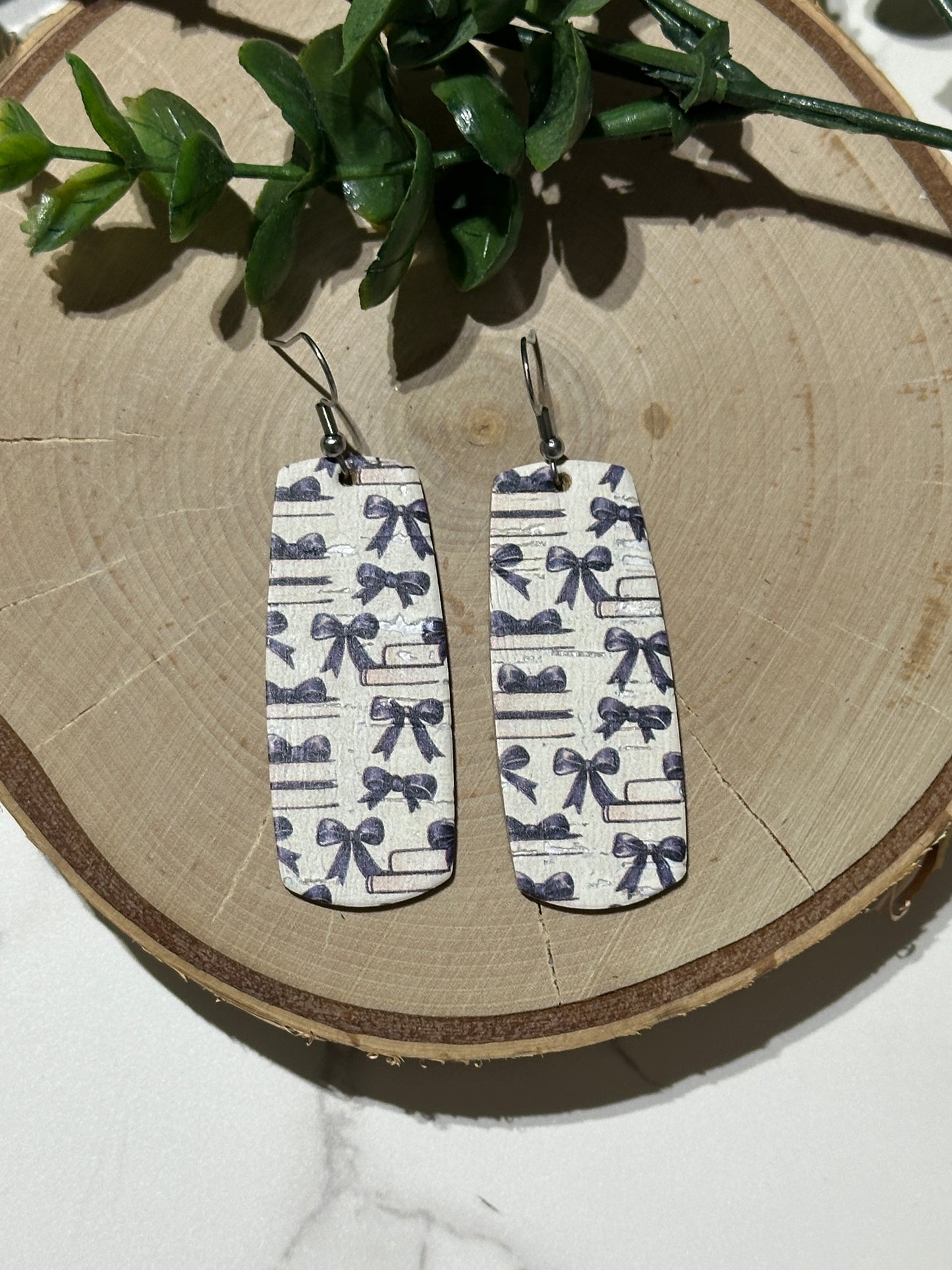 Bar Earrings - Books and Bows