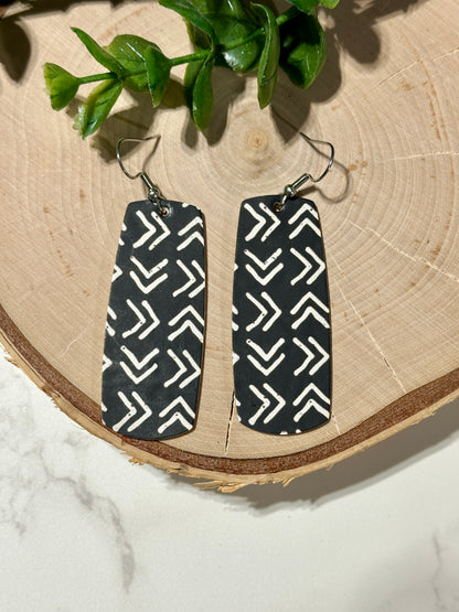 Bar Earrings - White Arrows on Black
