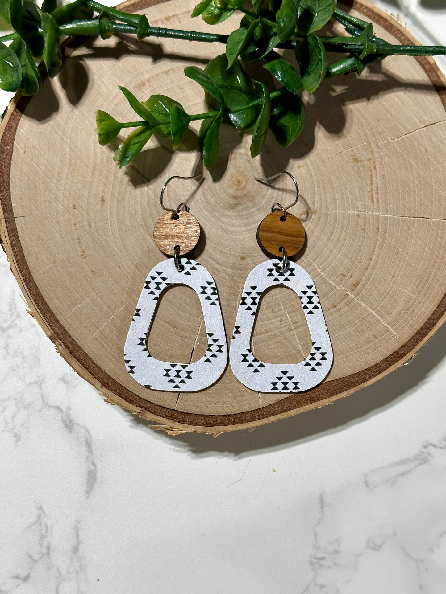 Open Rounded Triangle Earrings - Black Aztec Print on White